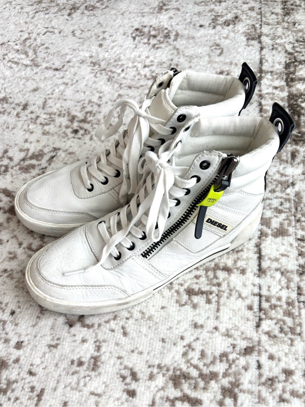 Diesel Men S-Dvelows Side Zip High-top White Leather Trainers Sneakers